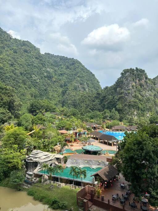 Lost World Tambun 1br 3/4pax @sunway Onsen Kampong Batu Lapan (Perak)